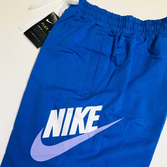 Men’s blue Nike shorts - Picture 2 of 3
